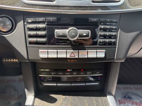 Used 2015 Mercedes-Benz E 350 4MATIC Sedan image 21