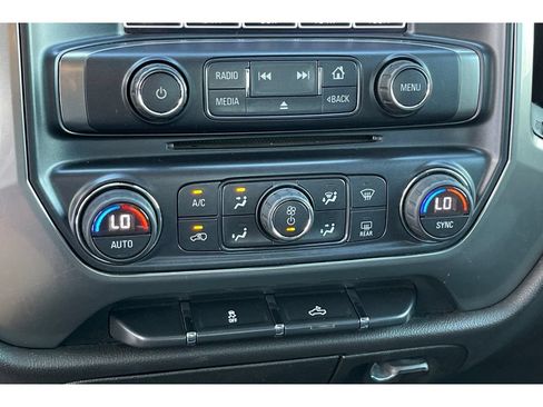 Used 2018 Chevrolet Silverado 1500 LT w/ All Star Edition RWD image 26
