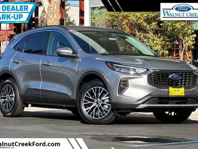 New 2024 Ford Escape SE