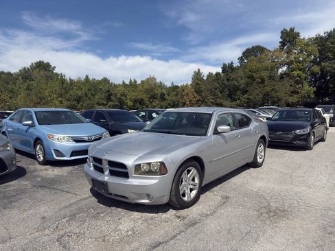 Used 2007 Dodge Charger R/T w/ Convenience Group II RWD image 2