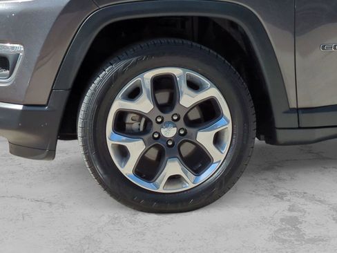 Used 2019 Jeep Compass Limited AWD/4WD image 15