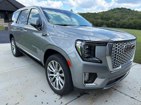 Used 2023 GMC Yukon Denali w/ Max Trailering Package AWD/4WD image 2