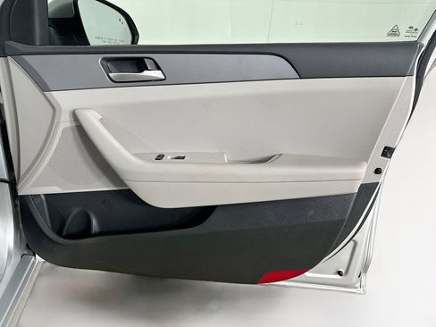 Used 2018 Hyundai Sonata SE image 30