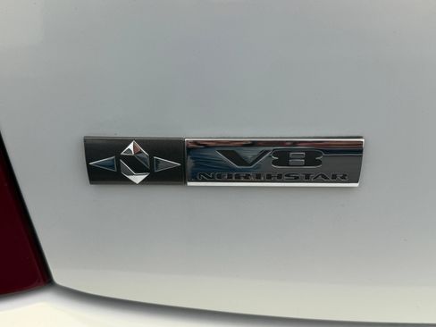 Used 2005 Cadillac De Ville w/ Limited Edition Package FWD image 12