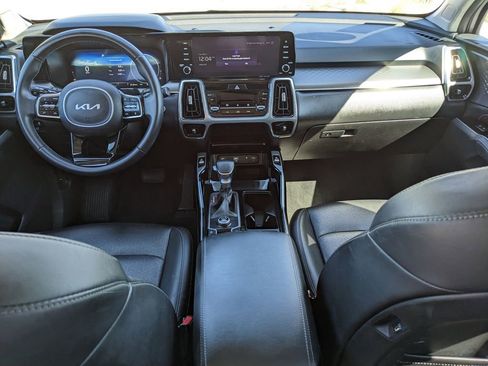 Certified 2023 Kia Sorento SX image 16