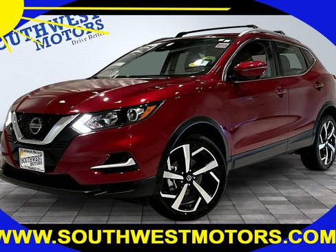 Used 2022 Nissan Rogue Sport SL image 1