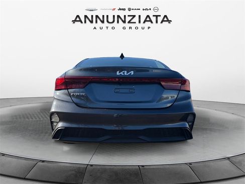 Certified 2023 Kia Forte LXS image 4