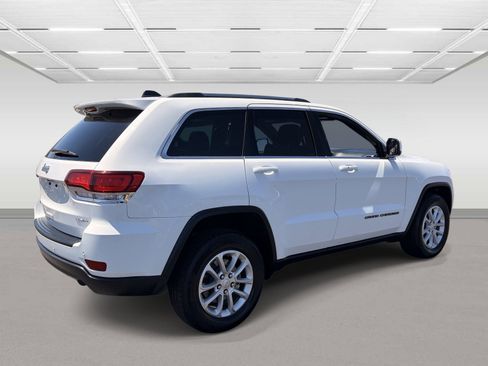 Used 2021 Jeep Grand Cherokee Laredo X AWD/4WD image 5