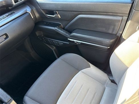 Used 2024 Toyota Tacoma TRD Sport image 13
