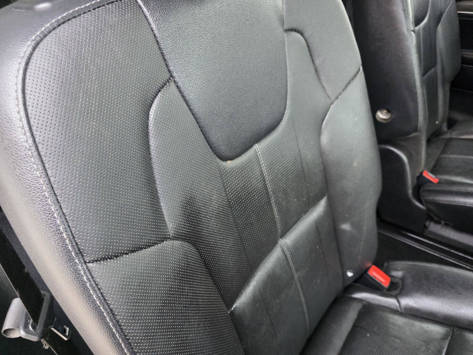 Used 2021 Kia Telluride EX w/ EX Premium Package FWD image 12