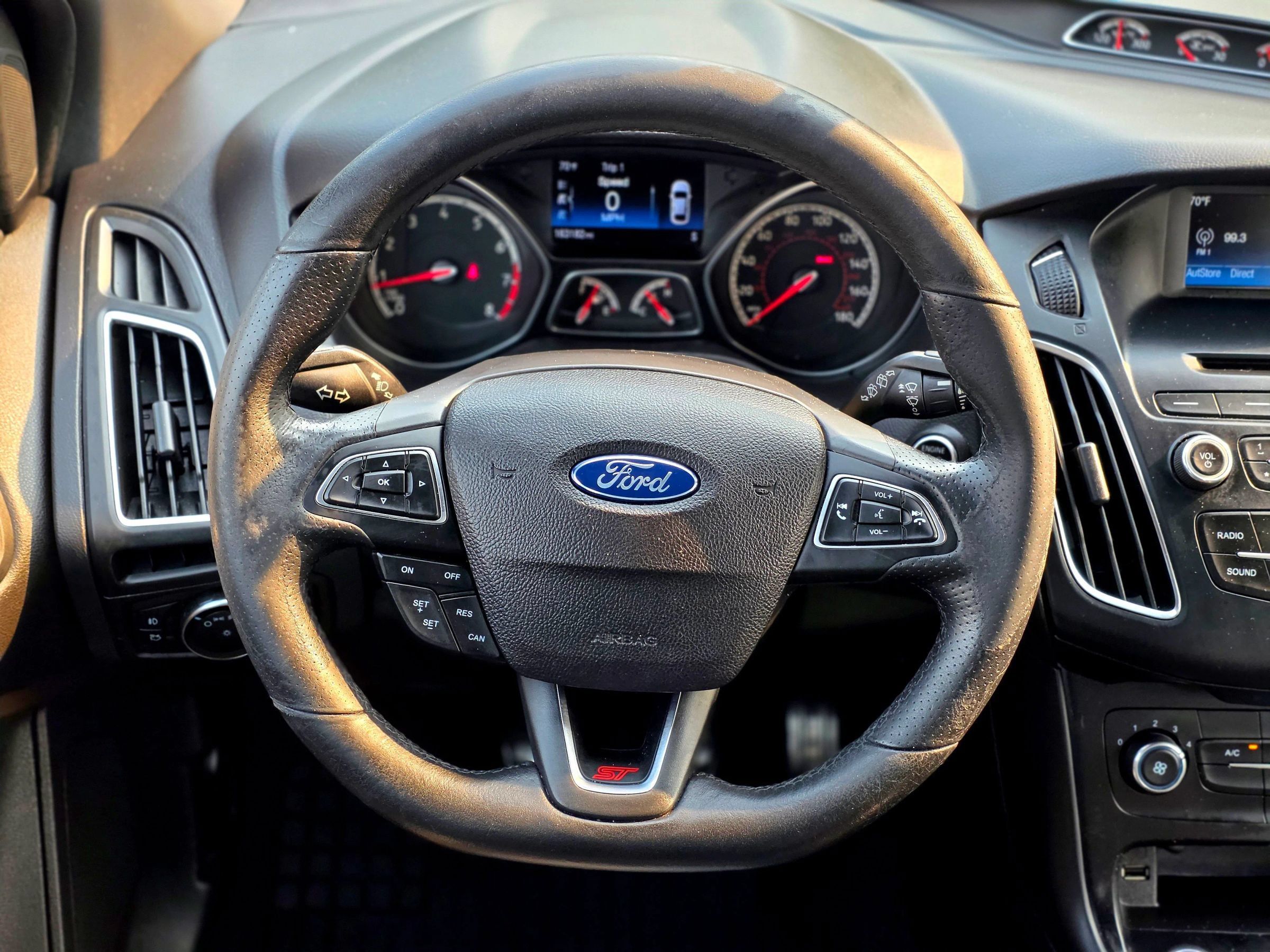 Used 2016 Ford Focus ST FWD image 12