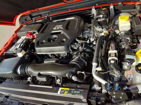 Used 2018 Jeep Wrangler Unlimited Sport image 35