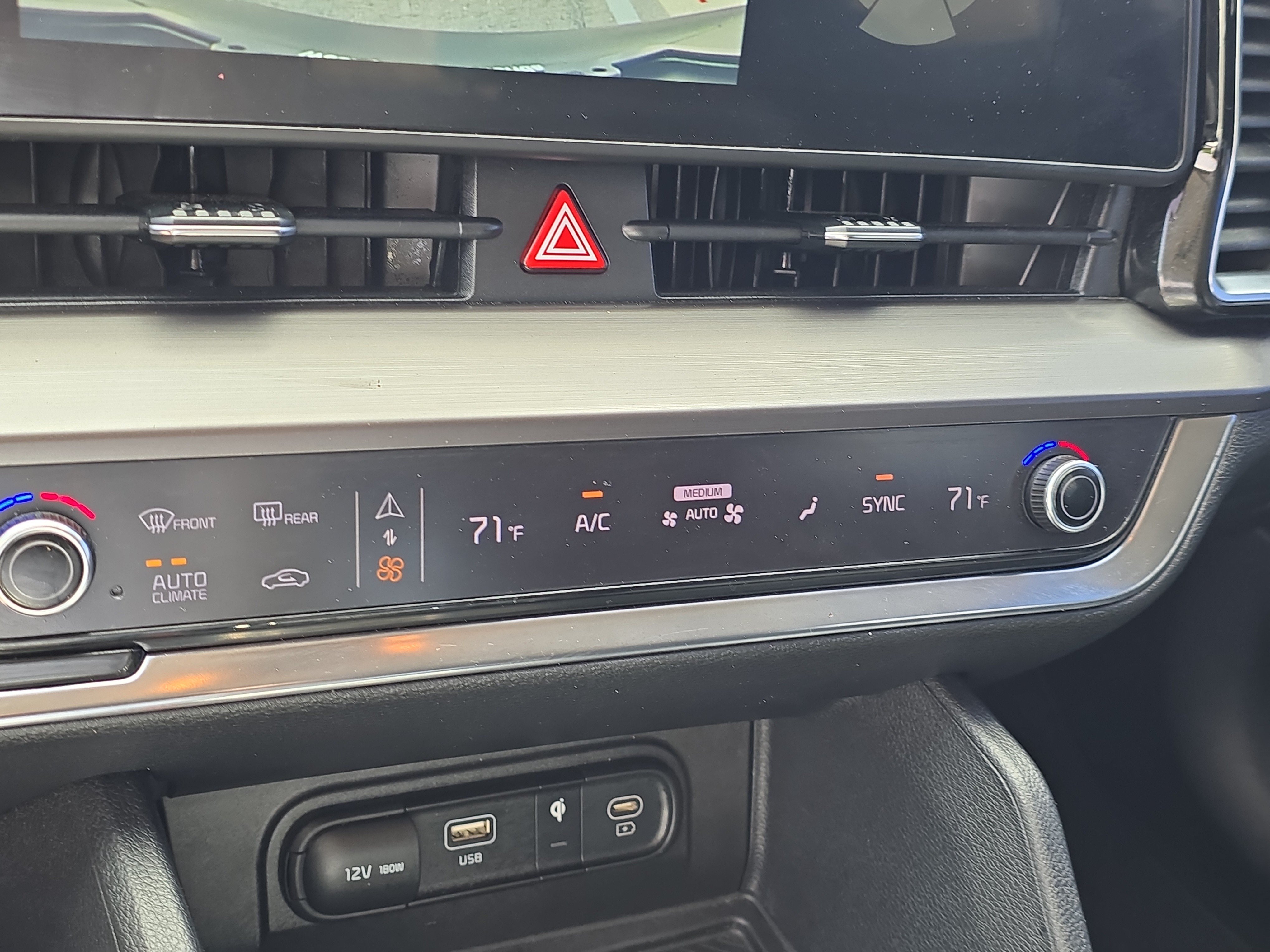 Certified 2023 Kia Sportage EX FWD image 24