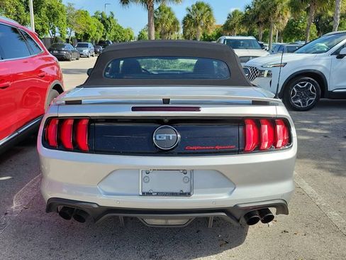 Used 2019 Ford Mustang GT Premium w/ Equipment Group 401A RWD image 8