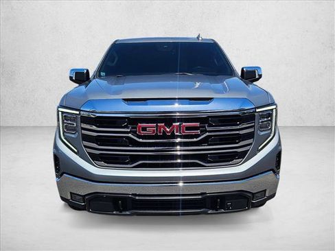 Used 2023 GMC Sierra 1500 SLT w/ SLT Premium Package AWD/4WD image 2