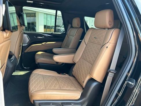 Certified 2024 Cadillac Escalade Sport w/ Touring Package AWD/4WD image 22