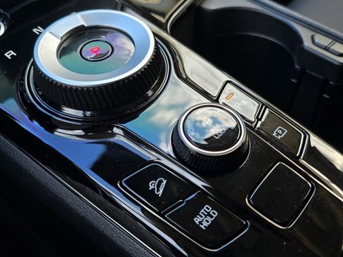 Certified 2024 Kia Sportage EX w/ EX Premium Package image 38