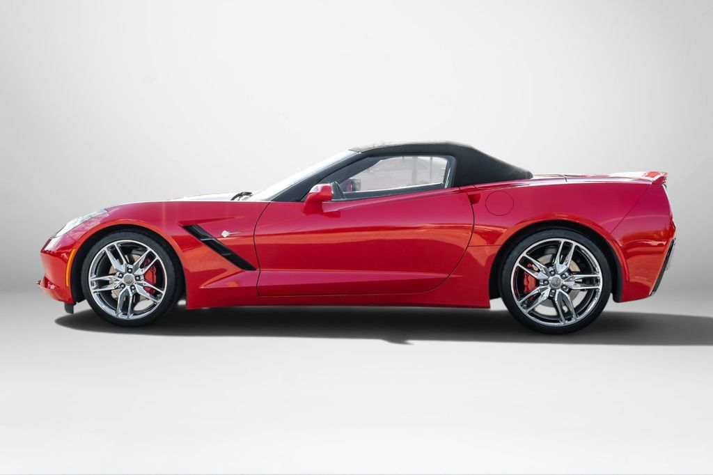 Used 2015 Chevrolet Corvette Stingray Convertible w/ 2LT Preferred Equipment Group RWD image 9