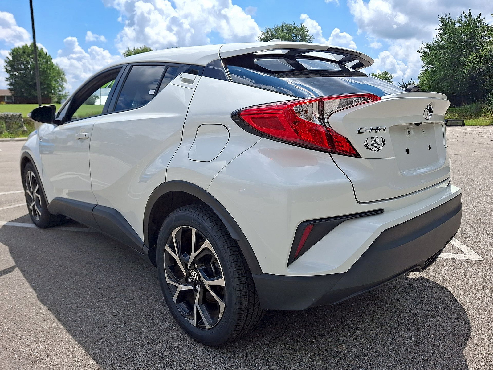 Used 2021 Toyota C-HR XLE FWD image 22