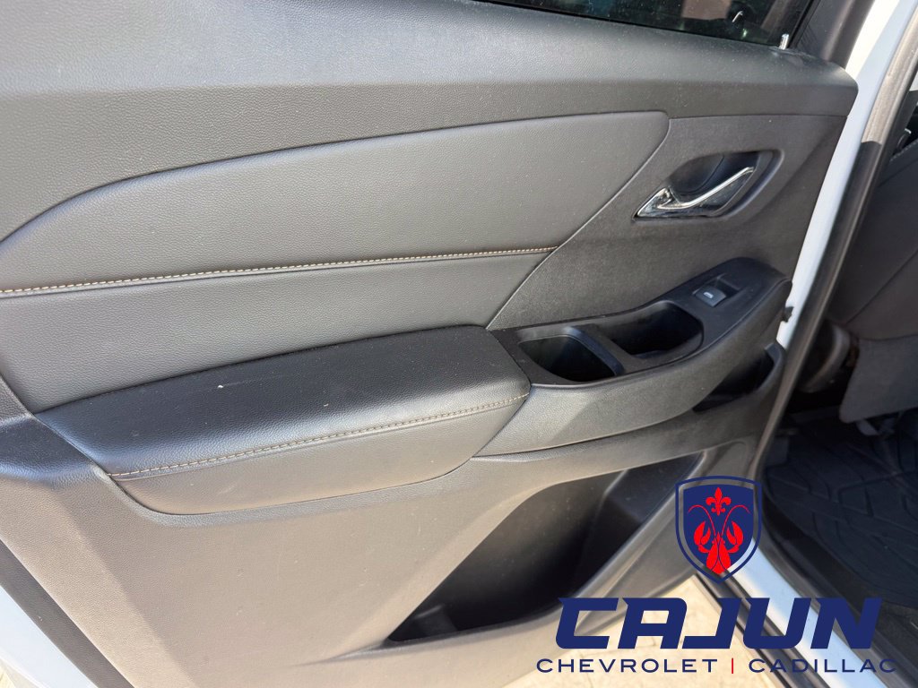 Used 2019 Chevrolet Traverse LT FWD image 14