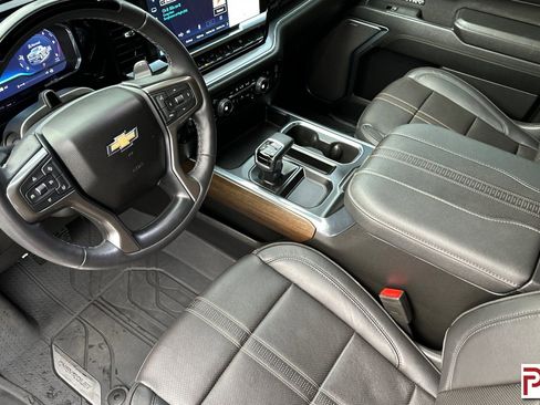 Certified 2024 Chevrolet Silverado 1500 High Country image 10