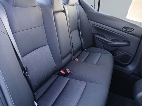 Used 2025 Nissan Altima 2.5 S FWD image 18