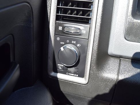 Used 2020 RAM 1500 Tradesman w/ Popular Equipment Group AWD/4WD image 28