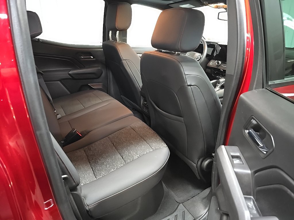 Used 2024 Chevrolet Colorado Z71 w/ LPO, Dark Essentials Package AWD/4WD image 17