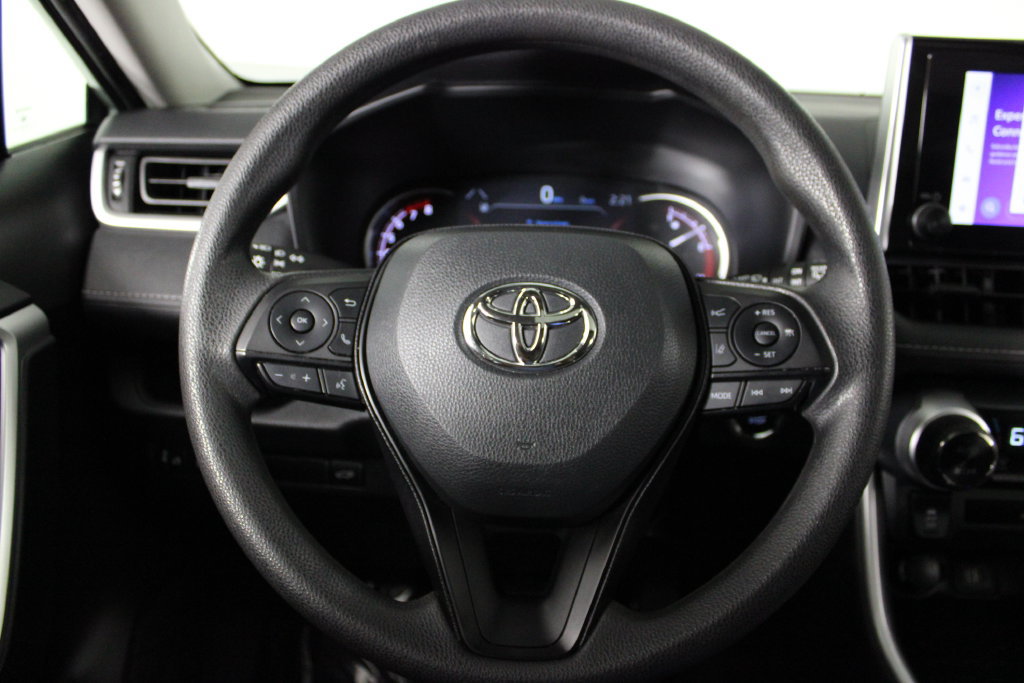 Used 2023 Toyota RAV4 XLE w/ Convenience Package FWD image 9