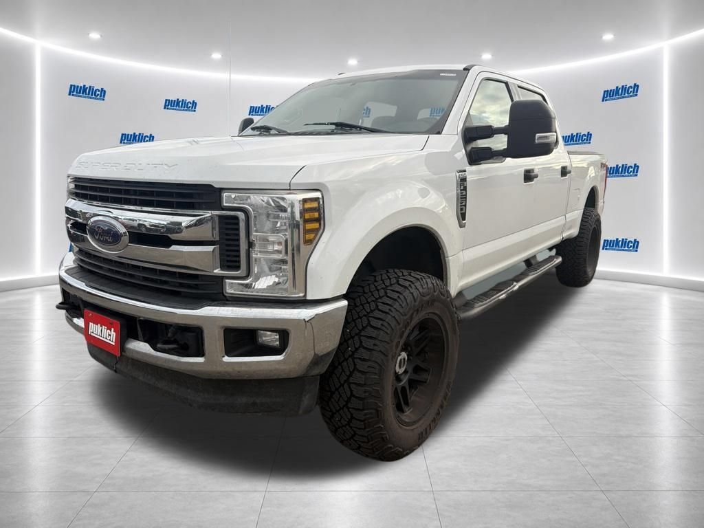 Used 2019 Ford F250 XLT w/ XLT Value Package AWD/4WD image 3