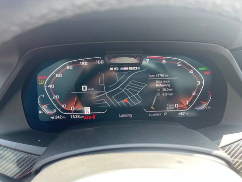 Used 2021 BMW X6 M50i w/ Executive Package AWD/4WD image 21