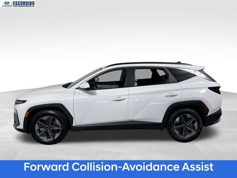 Certified 2025 Hyundai Tucson SEL FWD image 2