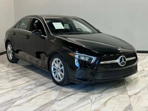 Used 2022 Mercedes-Benz A 220 image 4