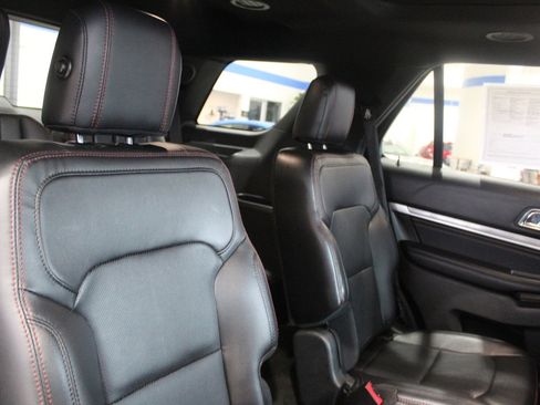 Used 2018 Ford Explorer Sport w/ Equipment Group 401A image 22