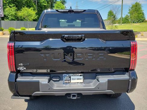 Used 2023 Toyota Tundra Platinum AWD/4WD image 5