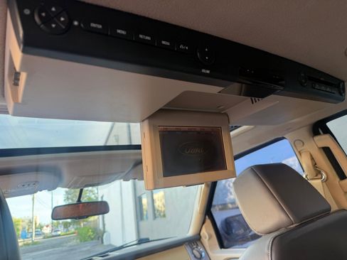 Used 2007 Ford Expedition EL Eddie Bauer image 19