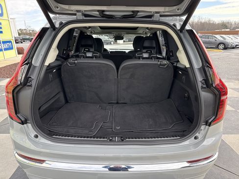 Used 2025 Volvo XC90 B6 Plus image 33