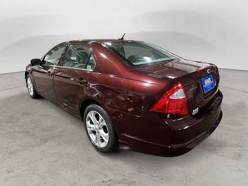 Used 2012 Ford Fusion SE image 4