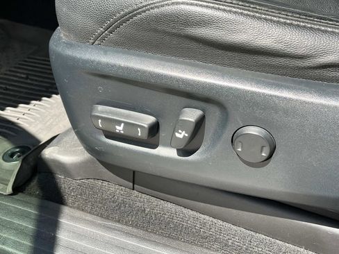 Used 2022 Toyota 4Runner SR5 image 27