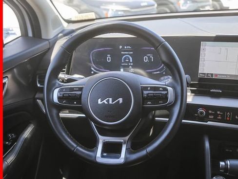 Certified 2025 Kia Sportage EX FWD image 15