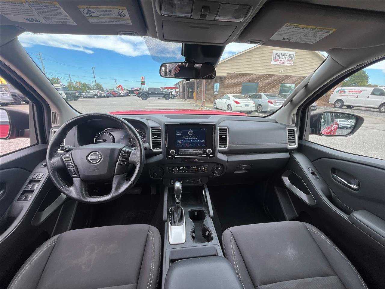 Used 2022 Nissan Frontier SV RWD image 22