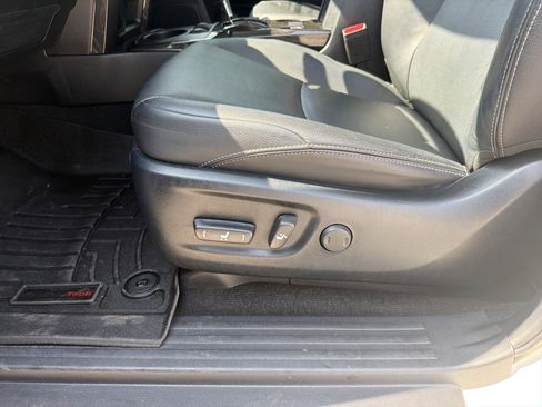 Used 2021 Toyota 4Runner Nightshade image 11