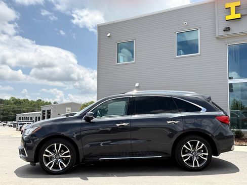 Used 2019 Acura MDX FWD w/ Advance Package image 11