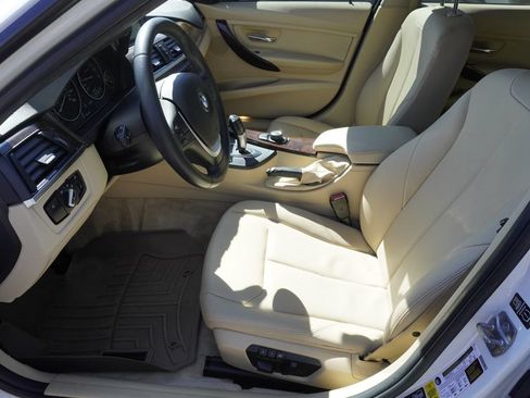 Used 2015 BMW 328i xDrive Sedan AWD/4WD image 19