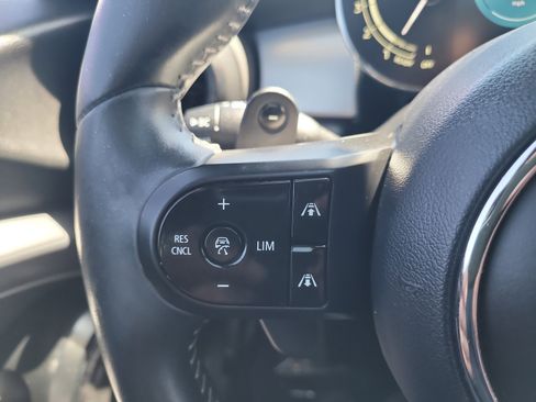 Used 2022 MINI Cooper S image 28