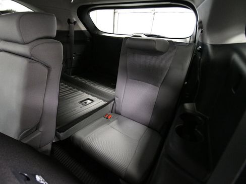 Certified 2024 Toyota Highlander LE image 26