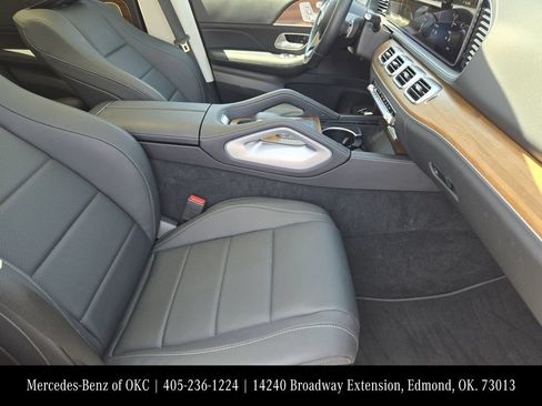 Certified 2024 Mercedes-Benz GLE 350 4MATIC image 11