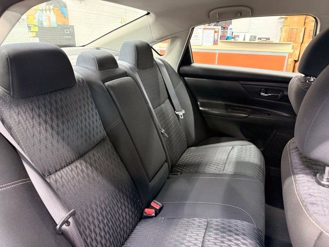 Used 2016 Nissan Altima 2.5 S w/ Power Driver Seat Package FWD image 24