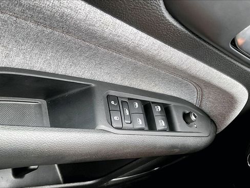 Used 2023 Jeep Compass Latitude AWD/4WD image 33