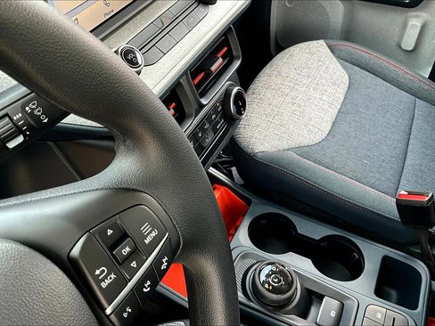 Used 2024 Ford Maverick XLT image 14